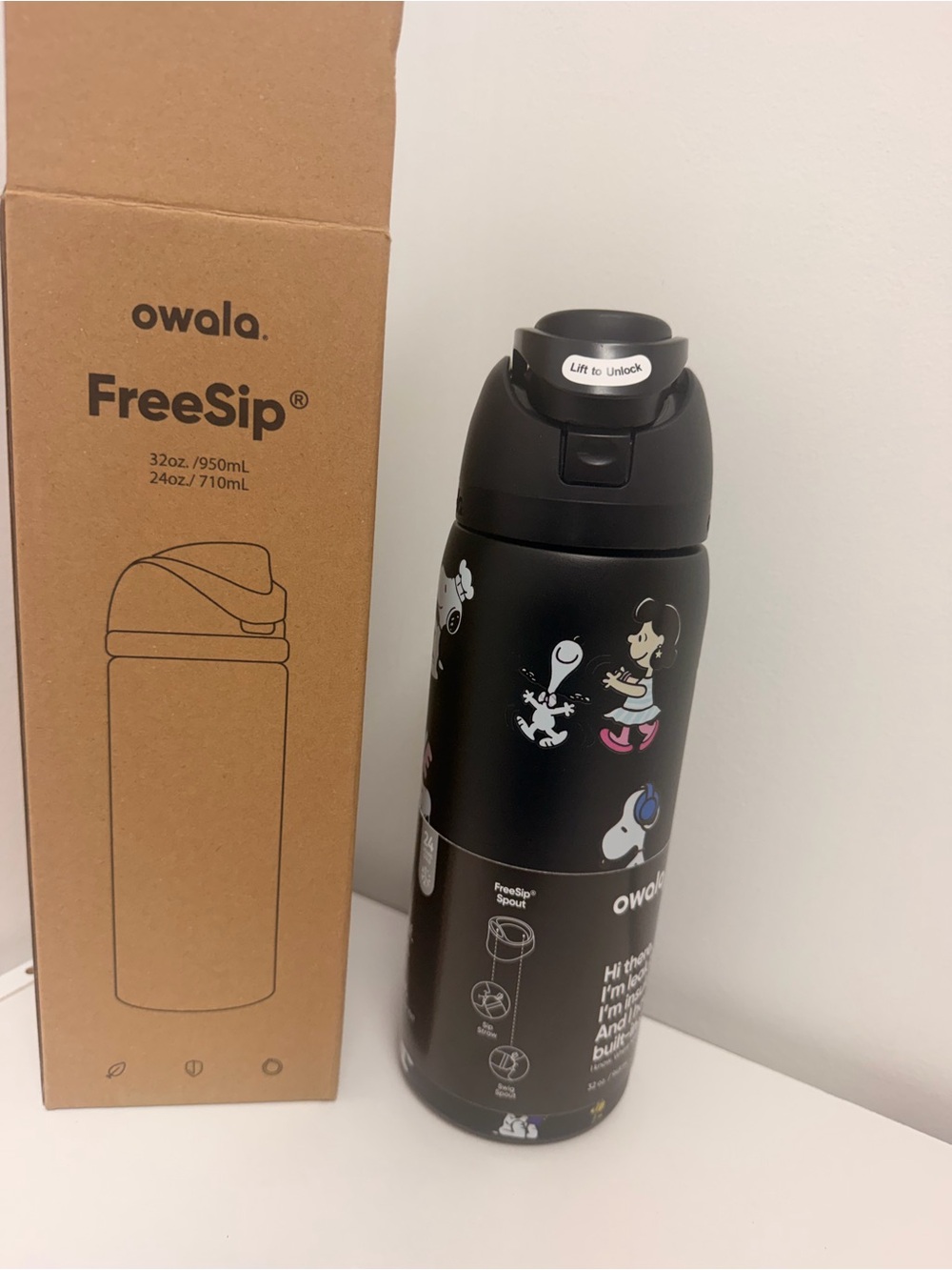 32 oz-FreeSip Black Stainless Steel Travel Bottle with Cartoon Design